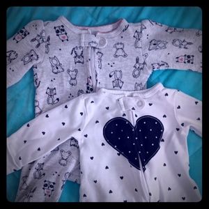 *2 for $9* Carter's newborn zip up footies